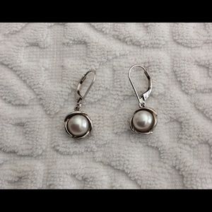 Sterling silver and pearl earrings